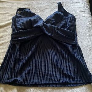 Lands’ End Navy Blue Textured Tankini Swim Top Size 18